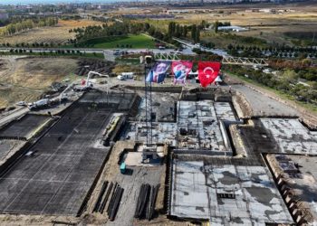 Van’da Diş Hekimliği Fakültesi ve Uygulama Hastanesi’nin temeli atıldı