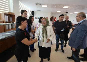 Sedyeyle getirildikleri hastaneden yürüyerek çıkan “inme hastaları” doktorlarıyla buluştu