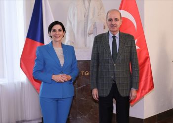 TBMM Başkanı Kurtulmuş, Çekya Temsilciler Meclisi Başkanı Adamova ile görüştü