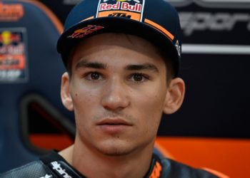 Deniz Öncü, Moto3'ün Avustralya ayağında birinci oldu