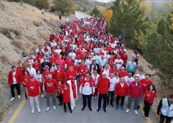 ASELSAN'ın eski ve mevcut çalışanları "Cumhuriyet Yürüyüşü"nde buluştu