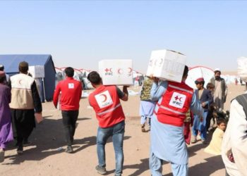 Türk Kızılaydan 2 bin 250 Heratlı depremzede aileye gıda yardımı