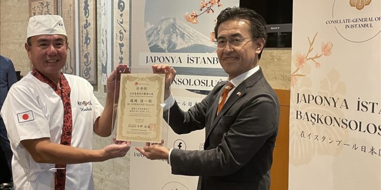 İstanbul'da yaşayan şef Horikoshi Shunichi, "Japon Mutfağı İyi Niyet Elçisi" ünvanını aldı