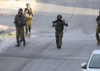 İsrail ordusu, Batı Şeria'nın el-Halil kentinde bir Filistinliyi öldürdü