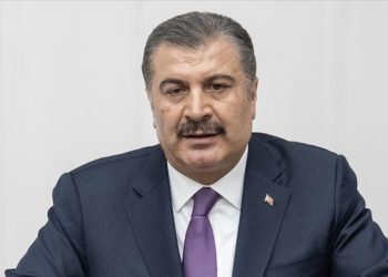 Bakan Koca, Gazze için Cumhurbaşkanlığına ait uçağın Mısır’a hareket edeceğini bildirdi