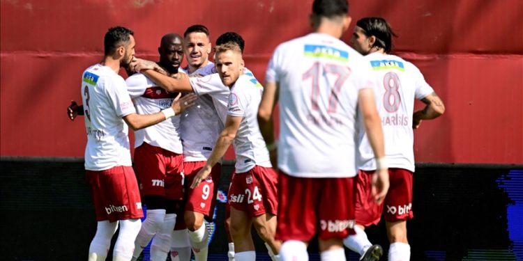 Sivasspor deplasmanda galip