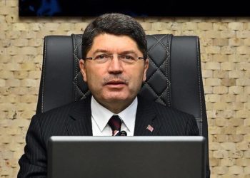 Bakan Tunç: Anayasa Mahkemesine bireysel başvurunun sınırlarının çizilmesi noktasında çalışma yapılması gerekir