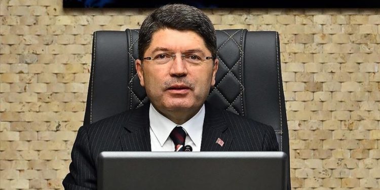 Bakan Tunç: Anayasa Mahkemesine bireysel başvurunun sınırlarının çizilmesi noktasında çalışma yapılması gerekir