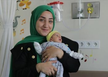 Depreme anne karnında yakalanan bebeğe ölen babasının adı verildi