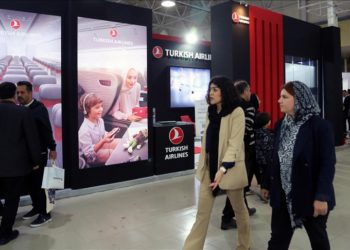 İran’daki turizm fuarına katılan Türk şirketler ilişkileri geliştiriyor
