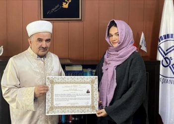 Hırvat genç kız Nevşehir'de Müslüman oldu