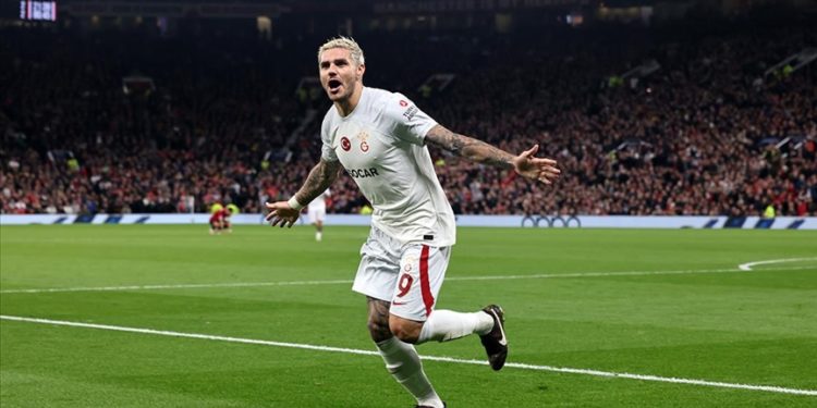 Galatasaraylı Icardi'nin sağ ayak bileğinde hasar ve kanama tespit edildi