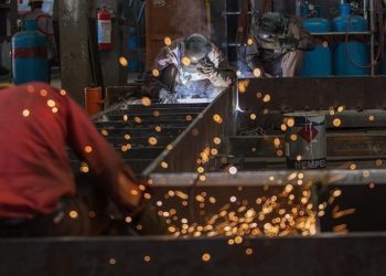 Almanya'da şirket faaliyetlerinde düşüş devam ediyor