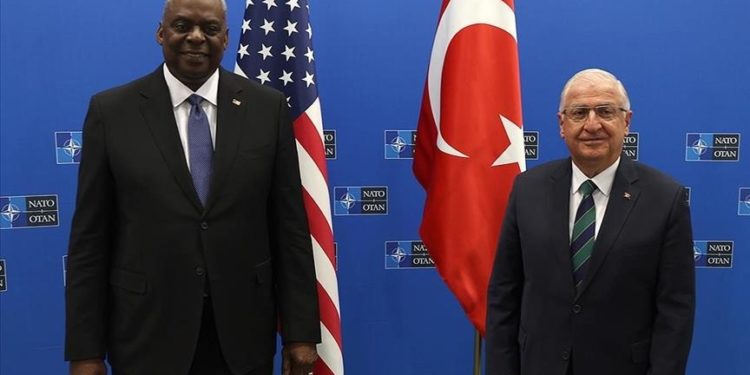 Milli Savunma Bakanı Güler, ABD Savunma Bakanı Austin ile telefonda görüştü