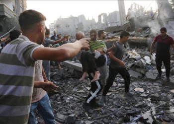 İngiltere’de 2 binden fazla sanatçı Gazze’de ateşkes çağrısı yaptı