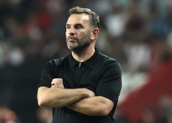 Galatasaray'da Okan Buruk'un sözleşmesi uzatıldı
