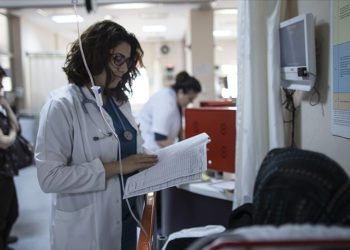 Sağlık Bakanlığı ve bağlı kuruluşlarına tabip, diş tabibi ve eczacı ataması yapılacak