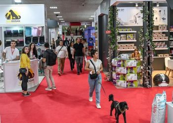 Evcil hayvan ürünleri ve malzemeleri görücüye çıktı