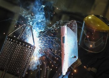 Türkiye’de en çok makine ve teçhizat imalatı sektöründe AR-GE merkezi bulunuyor