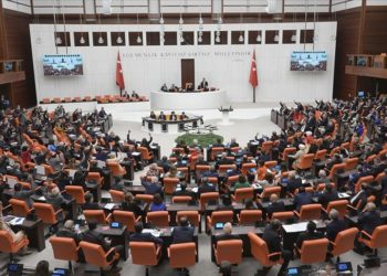 Irak ve Suriye tezkeresi TBMM Genel Kurulu’nda kabul edildi