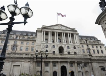 BoE’nin politika faizini kasım toplantısında sabit tutması bekleniyor