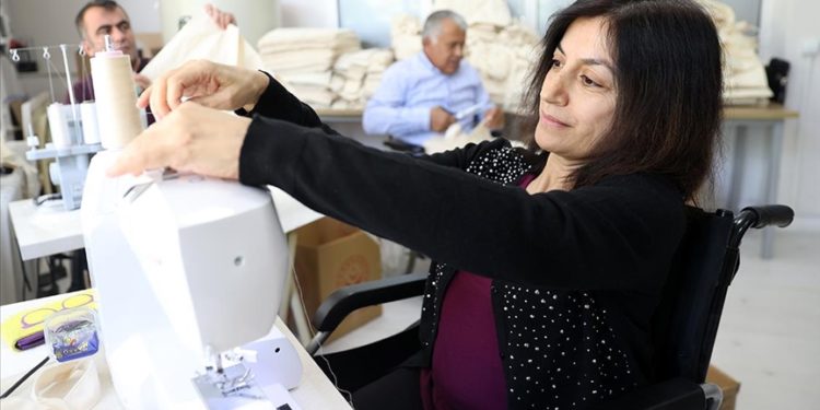 Engelliler kooperatif sayesinde üretime katkı sunuyor