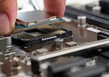 Yarı iletken çip tasarımı ve üretiminde üçlü işbirliği desteklenecek