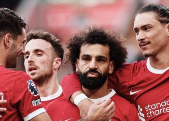 Liverpool, "Merseyside" derbisini Salah'ın golleriyle kazandı