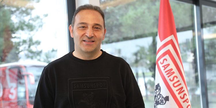 Samsunspor Futbol Direktörü Fuat Çapa, Başakşehir maçındaki oyundan memnun