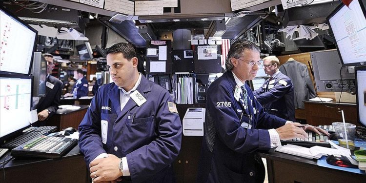 Küresel piyasalarda negatif seyir yeni haftaya da taşındı