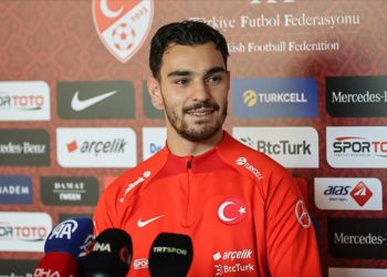 Galler maçını kazanarak turnuvaya lider olarak katılmak istiyoruz