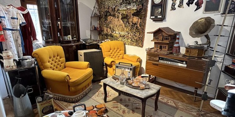 Nostalji müzesinde maziye yolculuk hüzün ve mutlulukla sonlanıyor