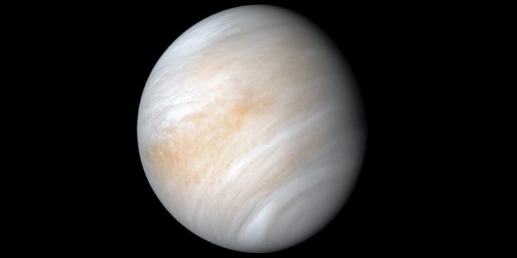 Venüs’ün Güneş’e bakan tarafındaki atmosferde atomik oksijen tespit edildi