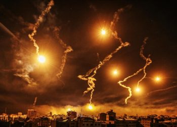 7 Ekim’den bu yana 10 bin Filistinlinin öldürülmesi, insanlığın temel değerlerine meydan okuyor