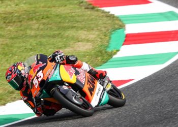 Milli motosikletçi Deniz Öncü, Moto3'ün Katar ayağında yarışacak