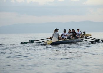 Eski milli sporcu, yüzlerce kişiyi kürek sporuyla tanıştırdı