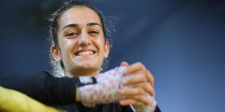Milli kick boksçu, gençlerde kaçırdığı dünya şampiyonluğuna büyüklerde ulaşmayı hedefliyor