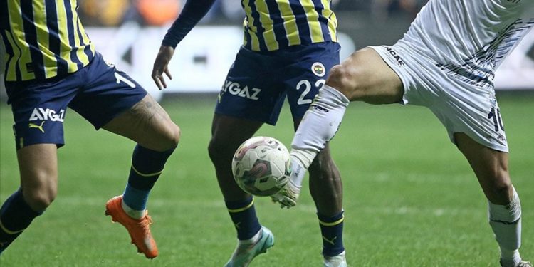 Fenerbahçe ile Adana Demirspor ligde 39. randevuda