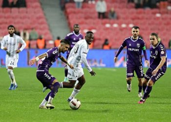 Beşiktaş, Samsunspor deplasmanından 3 puanla döndü