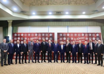 Ticaret Bakanı Bolat'tan hazır beton sektöründe indirim açıklaması