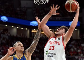 Rockets’ın Alperen Şengün’ün üzerinden oyun kurmasının, iyi bir şey olduğunu düşünüyorum