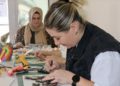 Üç boyutlu kağıt rölyef tablolar geçim kaynakları oldu