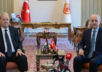 Filistin davasını önemseyen milletler olarak bütün gücümüzle çalışacağız