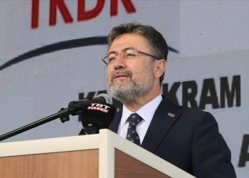 Kars’ta bir yetiştiricimiz doğan her buzağı için 750 lira destek alacak