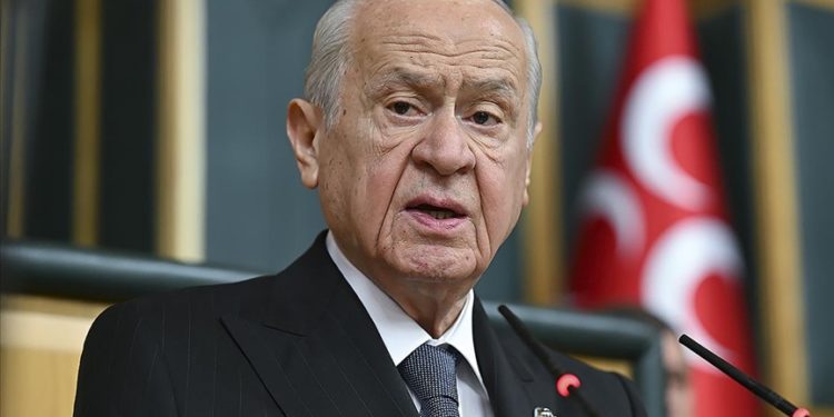 Eli ve vicdanı kanlı Netanyahu ve yönetimi, Lahey Adalet Divanında yargılanmalıdır