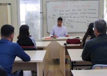 Görme engelli öğretmen eğitim aldığı kursta engelliler için eğitmen oldu