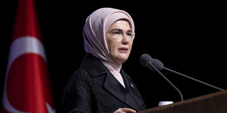 Emine Erdoğan, İstanbul'da lider eşleriyle "Filistin İçin Tek Yürek" konulu zirveye ev sahipliği yapacak