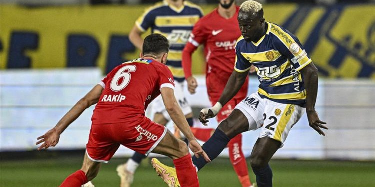 Antalyaspor, MKE Ankaragücü'nü deplasmanda yendi