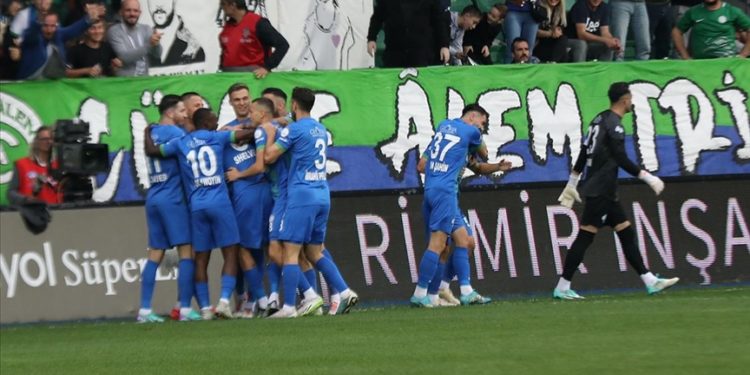 Çaykur Rizespor, konuk ettiği İstanbulspor'u 1-0 yendi