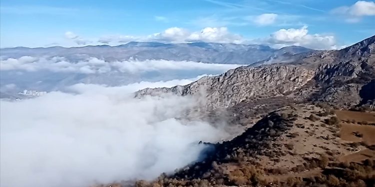 Amasya'yı kaplayan sis güzel görüntü oluşturdu